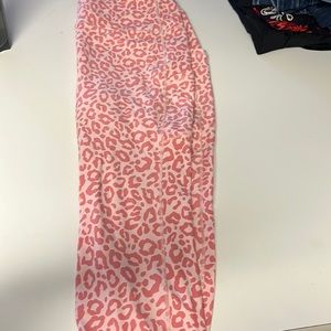 Pink leopard print torrid leggings size 3x with pockets